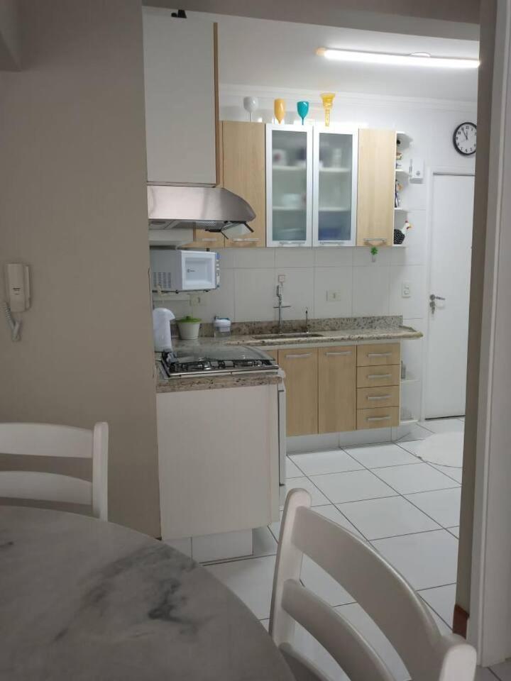 Apartamento completo na calçada da praia Apartment Guaruja Ngoại thất bức ảnh