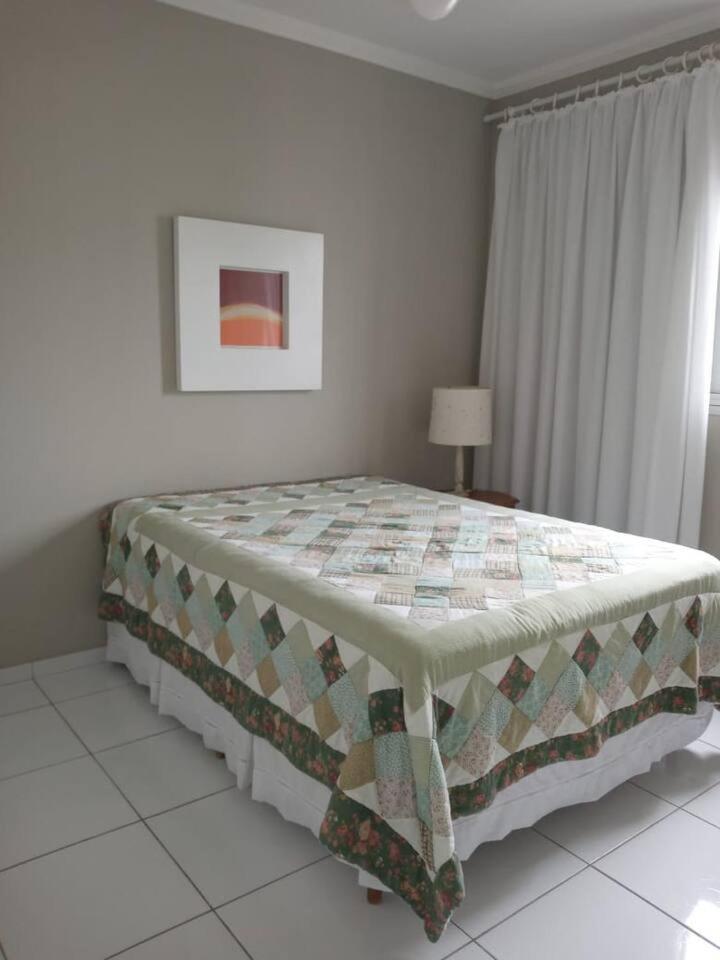 Apartamento completo na calçada da praia Apartment Guaruja Ngoại thất bức ảnh